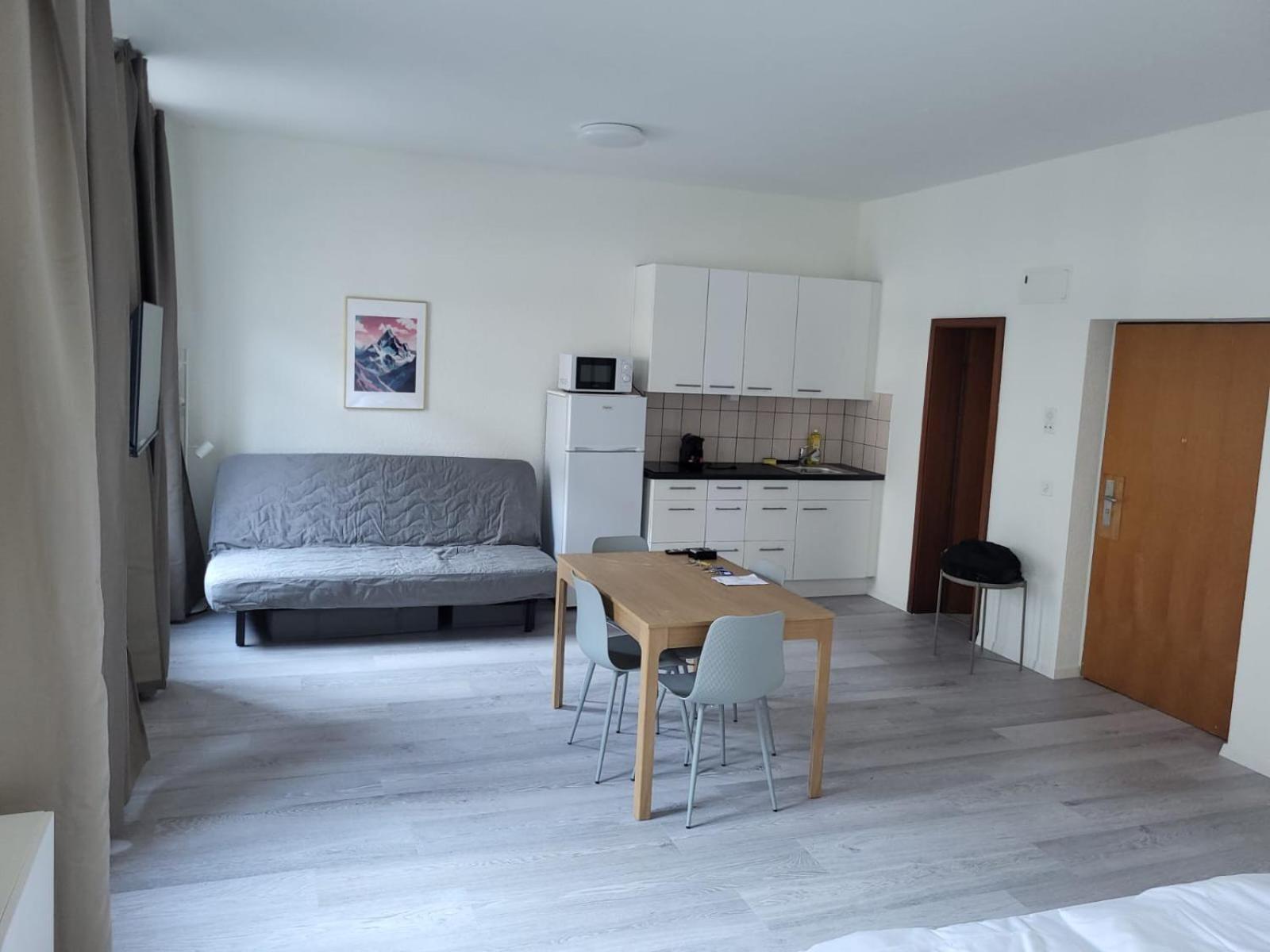 Hitrental Seefeld - Kreuzstrasse Apartments Zurich Ngoại thất bức ảnh