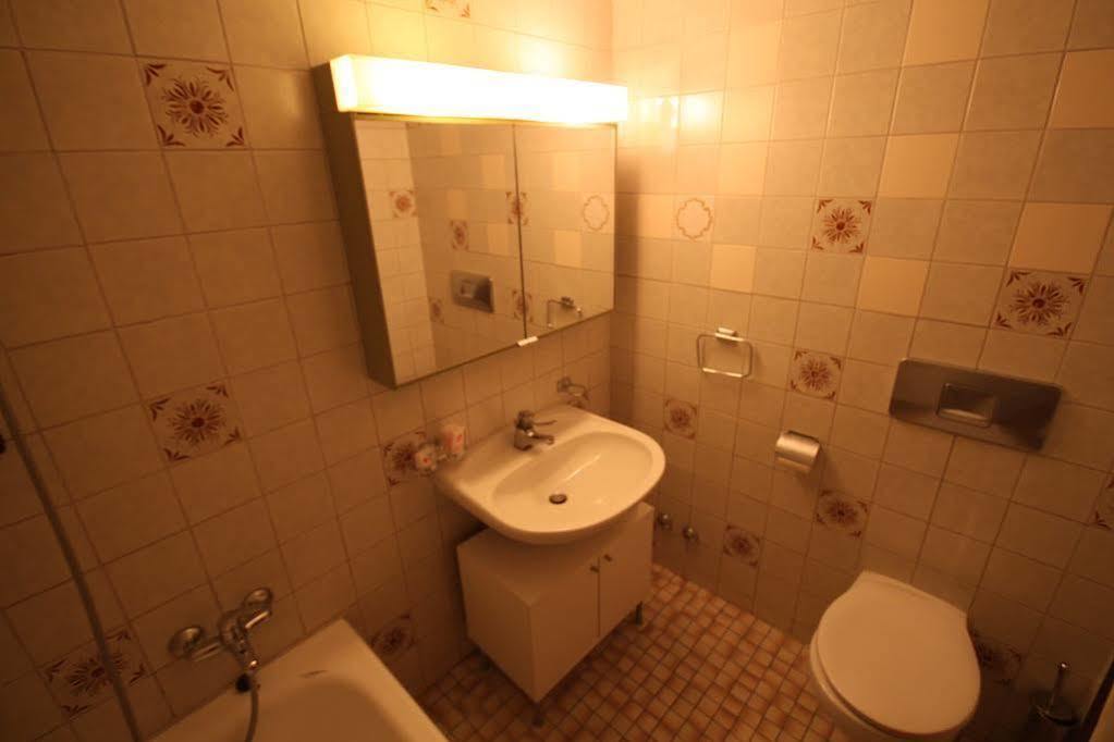 Hitrental Seefeld - Kreuzstrasse Apartments Zurich Ngoại thất bức ảnh