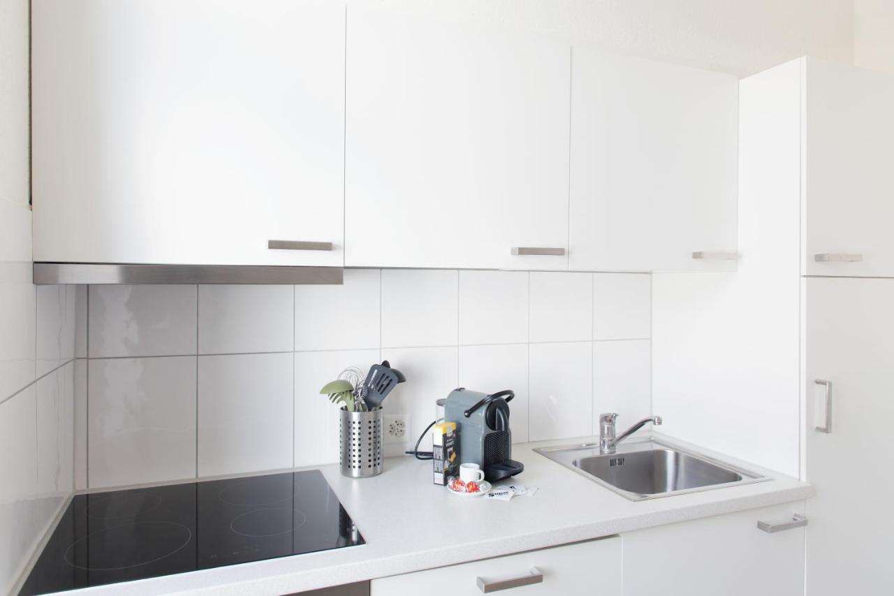 Hitrental Seefeld - Kreuzstrasse Apartments Zurich Ngoại thất bức ảnh