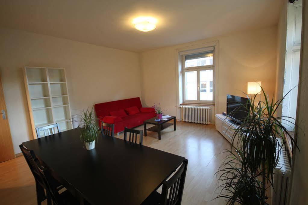 Hitrental Seefeld - Kreuzstrasse Apartments Zurich Ngoại thất bức ảnh